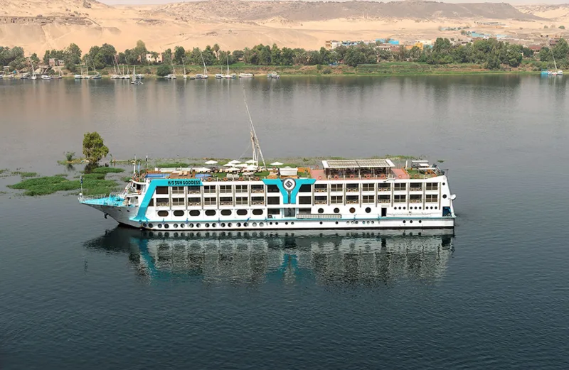 Luxury Nile Cruise From Luxor to Aswan