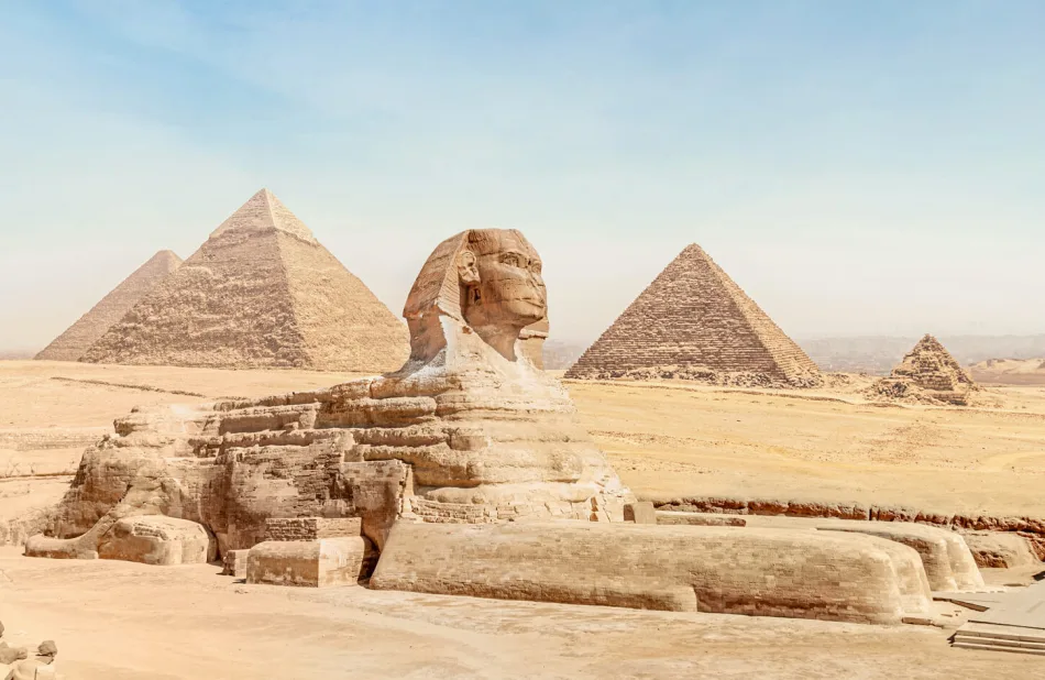 Explore the Giza attractions during your Cairo day tour