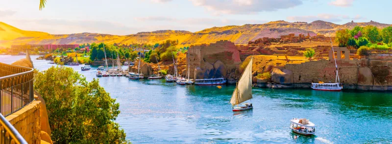 Go on a Nile cruise trip with Aswan day tours
