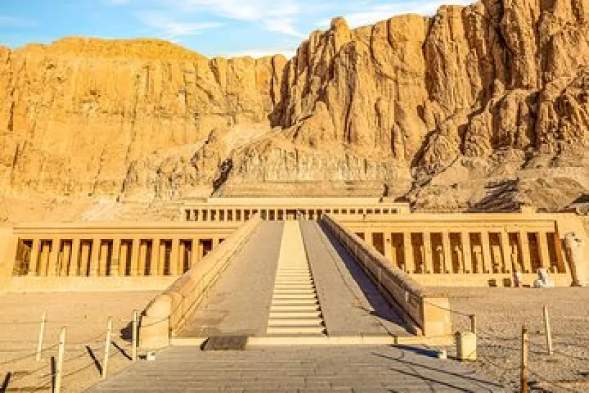 Valley of The Queens