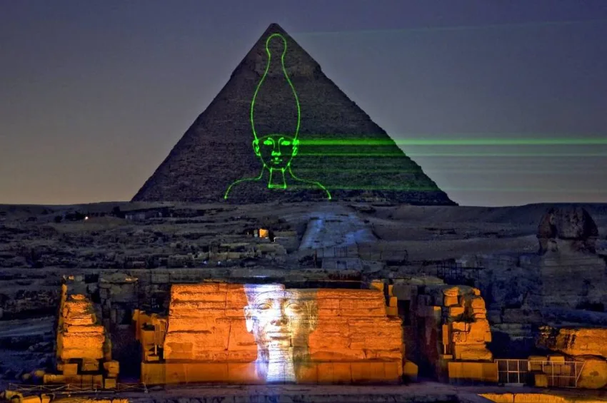How to spend a night at Cairo