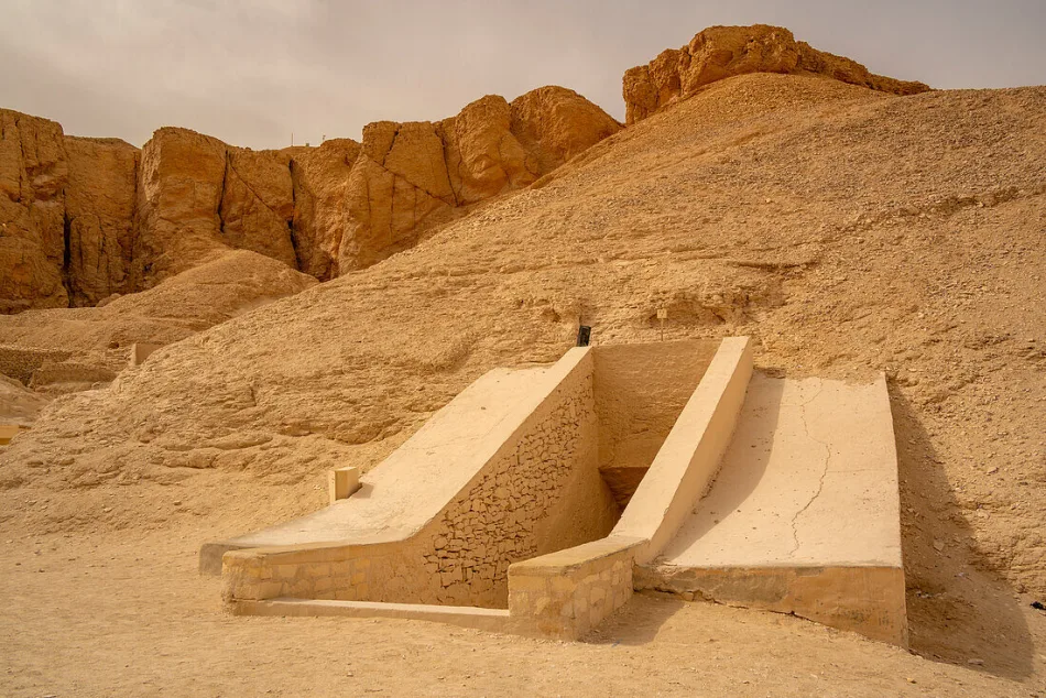 10-Day Egypt Christmas Tour Package | Pyramids, Nile Cruise & Red Sea
