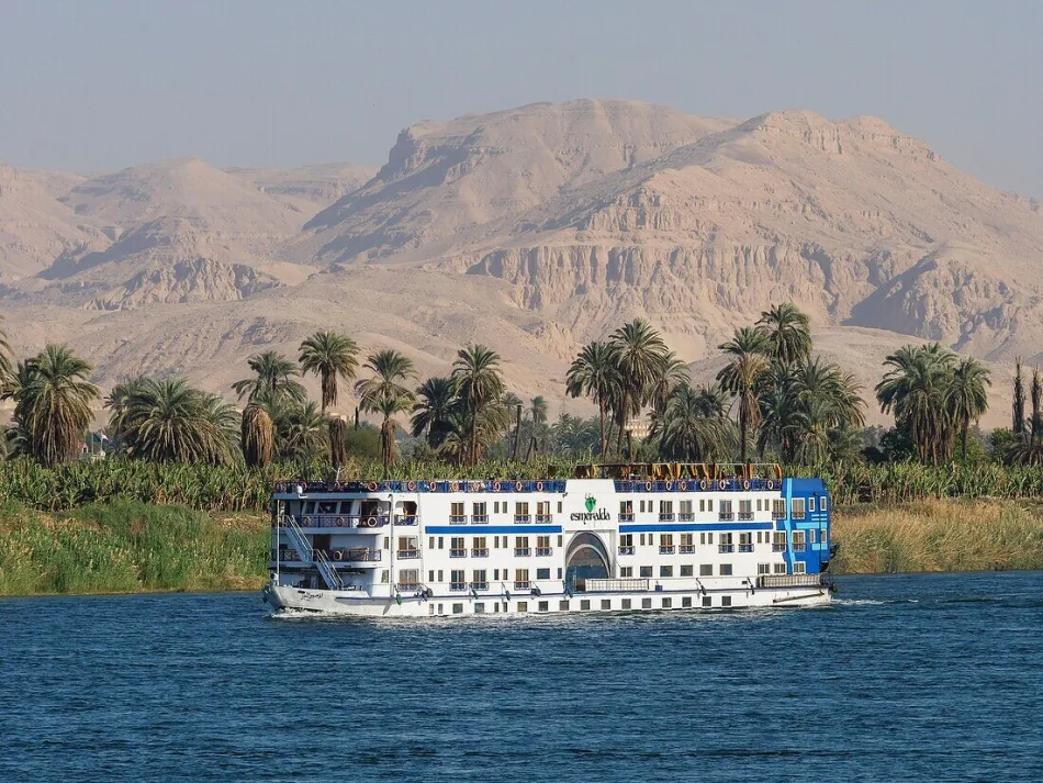 10-Day Egypt Christmas Tour Package | Pyramids, Nile Cruise & Red Sea