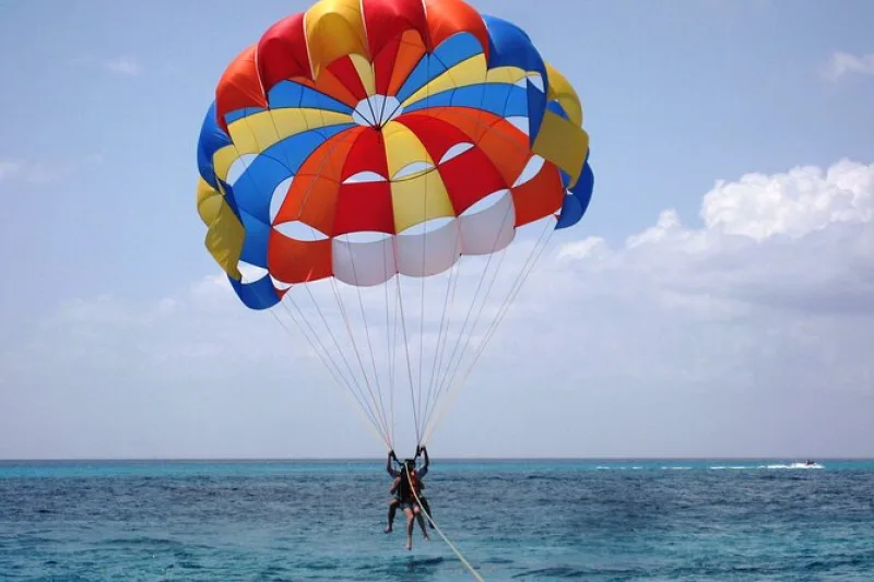 Parasailing Hurghada Day Tour