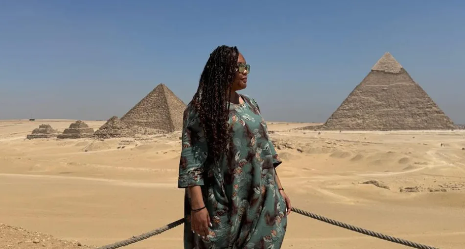 Visiting the Sphinx and pyramids from Hurghada to Cairo