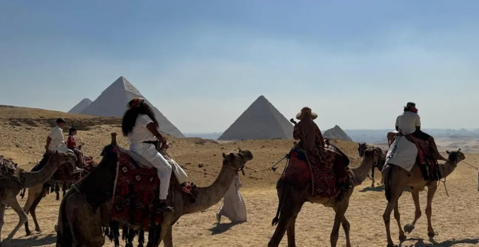 giza pyramids with egypt day trips