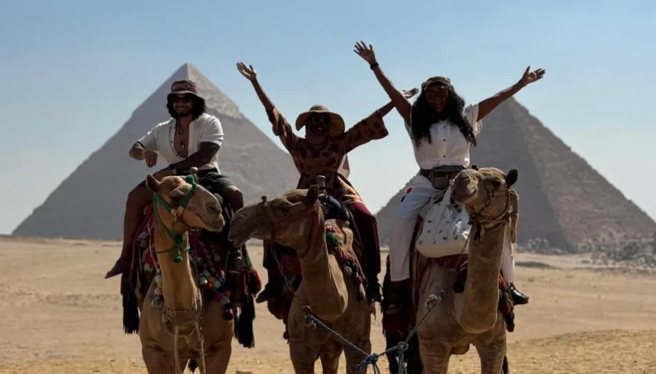 Luxury Egypt tours Giza Pyramids