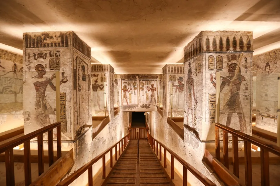 Luxor day tour highlights Valley of the Kings