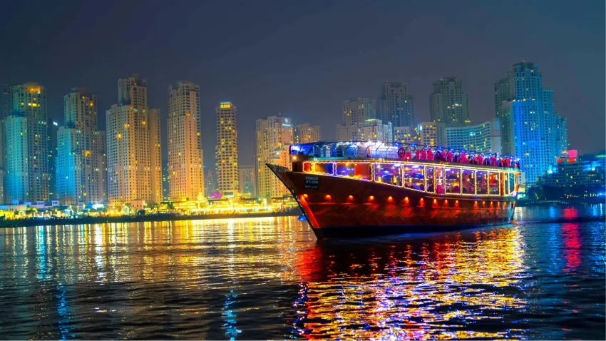 traditional dhow cruise dinner with buffet in Dubai