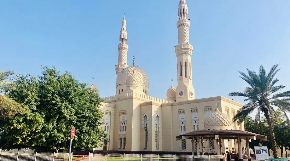 Jumeirah Mosque in Dubai – Iconic Islamic Architecture