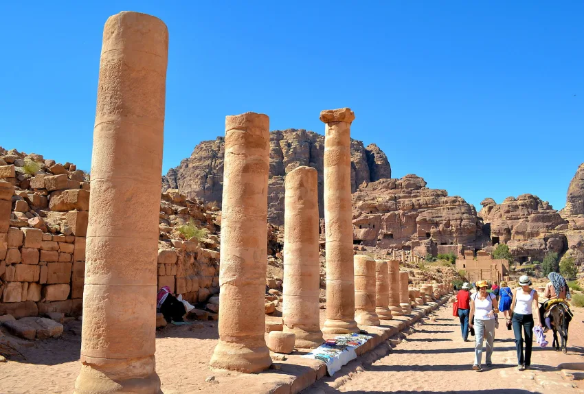 Colonnaded street