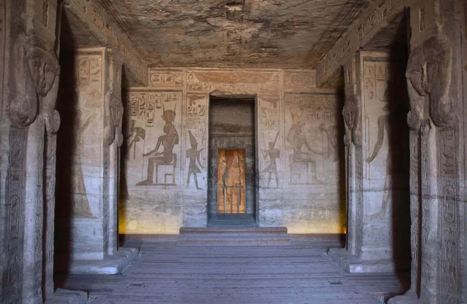 Visit Abu Simbel with Egypt Day Trips